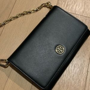 Tory Burch Emerson Wallet Crossbody Purse in Black